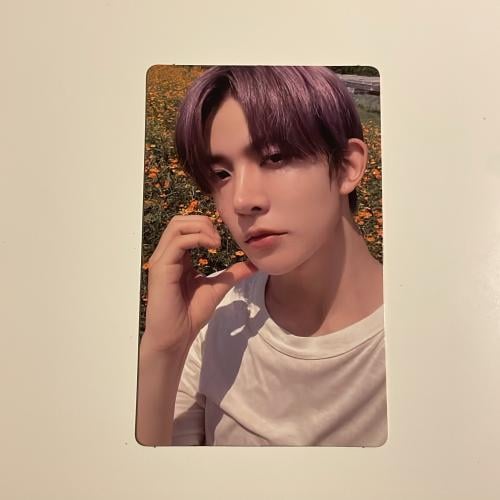 فوتوكارد هيسونق اصلي من البوم ORANGE BLOOD