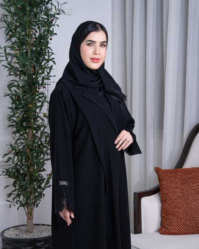 عباية سراميك نص كلوش بتصميم أربع بكس ودانتيل