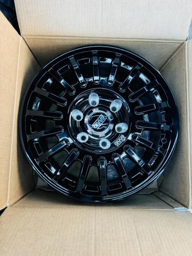 جنوط برايد BRAID اصلي ( لاند ولكزس 23-24) جديد