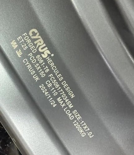 جنوط هلل سايروس اصلي مقاس 17 ( جديد )