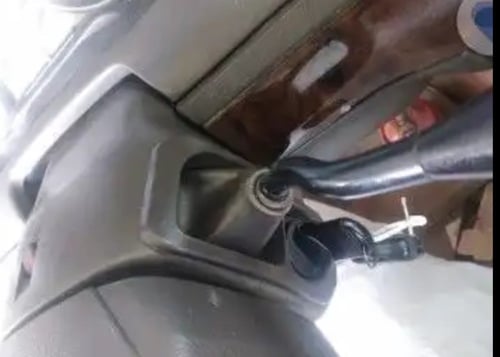 جلدة قير فورد فكتوريا وماركيز