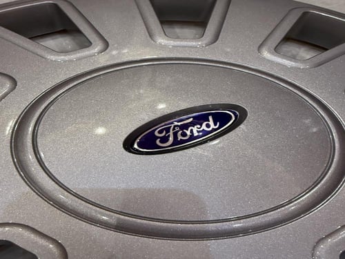 جنوط فكتوريا بوليسي ( جديد ) ( مقاس 17 )