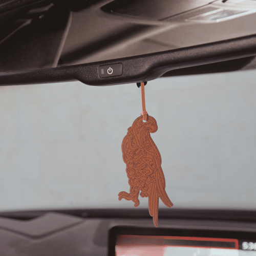 تعليقة المملكة العربية السعودية بشكل ( جمل - صقر -...