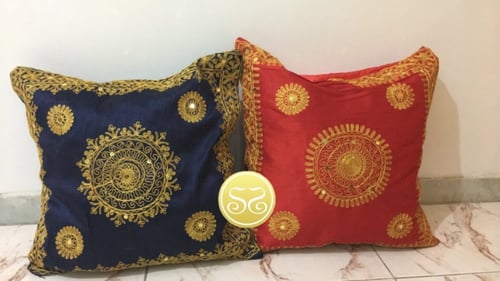كوشنز مقاس كبير تطريز بحريني