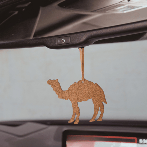 تعليقة المملكة العربية السعودية بشكل ( جمل - صقر -...