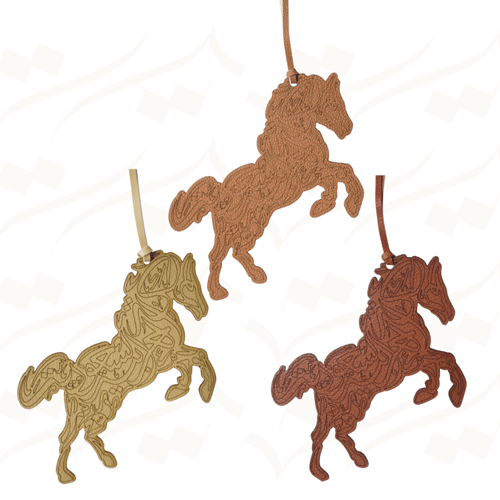 تعليقة المملكة العربية السعودية بشكل ( جمل - صقر -...