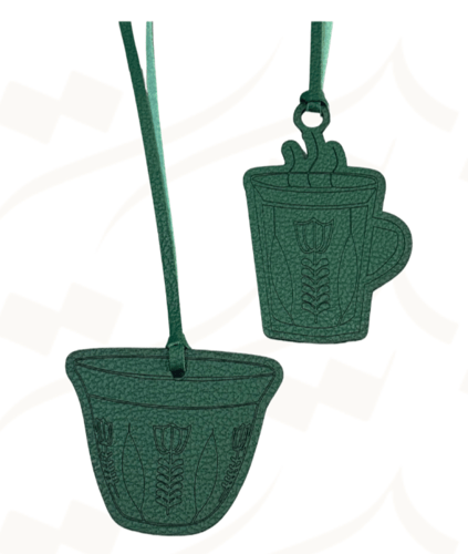 تعليقات من الجلد بشكل بيالة او فنجال