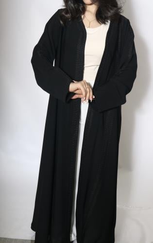 عباية انترنت كوري بتطريز هاري أمامي وكسرة خلفية