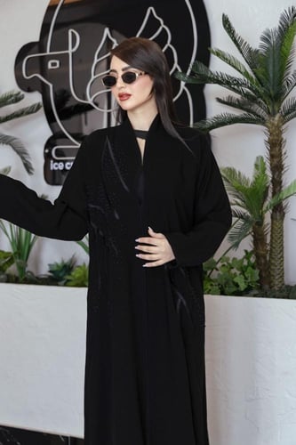 عباية تيجان تطريز مكره أسود فاخرة وراقية