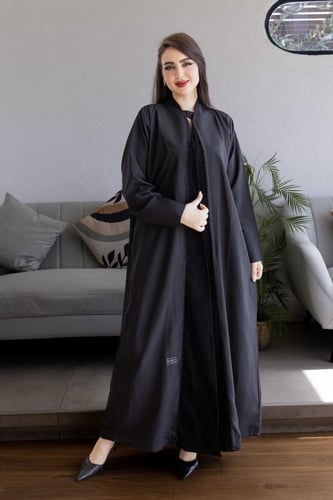 عباية كريب أمام بكس شاكيراء بحريني – فاخرة وعملية