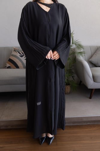 عباية لمياء دودوز شك كم وأمام – راقية ومميزة