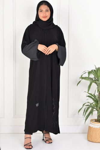 عباية ملكي كوري بتطريز كم شاهين أنيقة وفاخرة