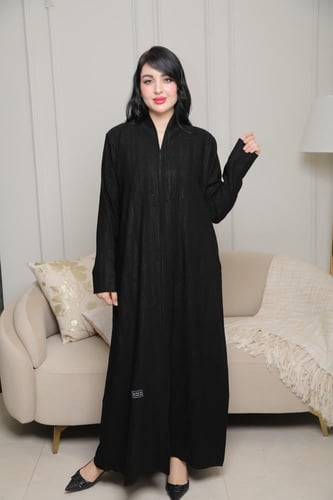 بليزر لبيه جديد بخامة فاخرة وقصة راقية بلمسات أنيق...