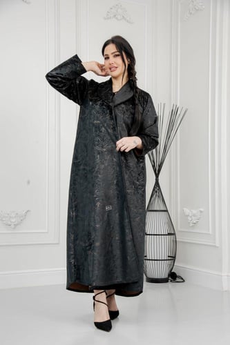عباية شتوي قلاب شموه مطرز – فاخرة وعصرية