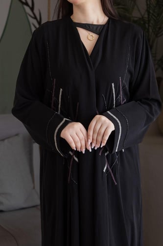 عباية ملكي شك دردوز ملون كريب ملكي – أنيقة وفاخرة