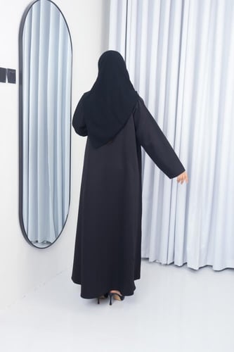 عباية كلوش زرار شك امام