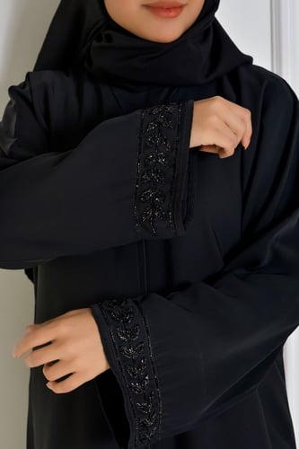 عباية شك كم ورد نواعم كوري أنيقة وراقية