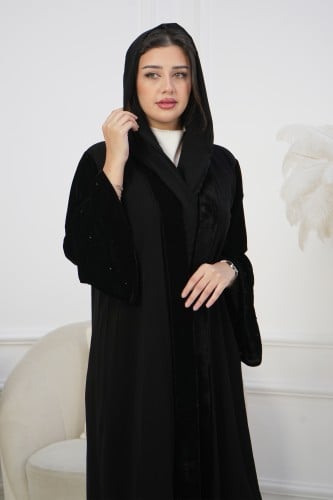 عباية ملكي كم قطيفة لؤلؤ – فاخرة وراقية