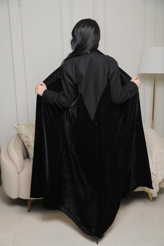 عباية شتوي ديباج جوخ بتصميم مخمل مثلث فخم وأنيق