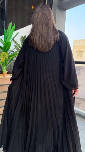 عبايه كسرات مبطن شيفون فصوص