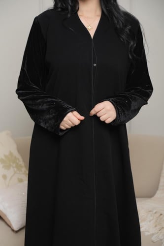 عباية تيجان كتف مخمل لول بتصميم راقٍ ولمسة شتوية ف...