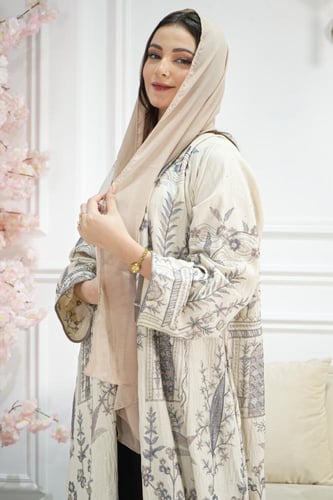 عباية مشجر كامل لون سكري