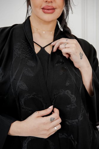 عباية كتان هاري أمام – ستايل عصري مميز