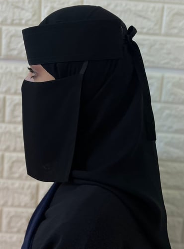 نقاب مائل مطاط 7 إنش خفيف وعملي