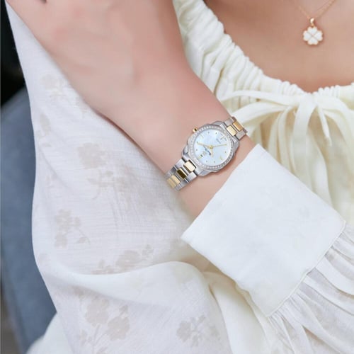 SP7922D ساعة الماس نسائية كوارتز سويسري