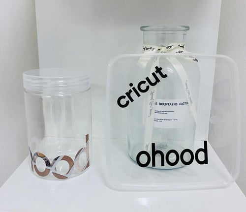 الطباعة على الحافظات البلاستيكية