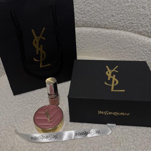 بوكس ميكب سان لوران