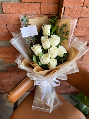 باقة ورد ابيض