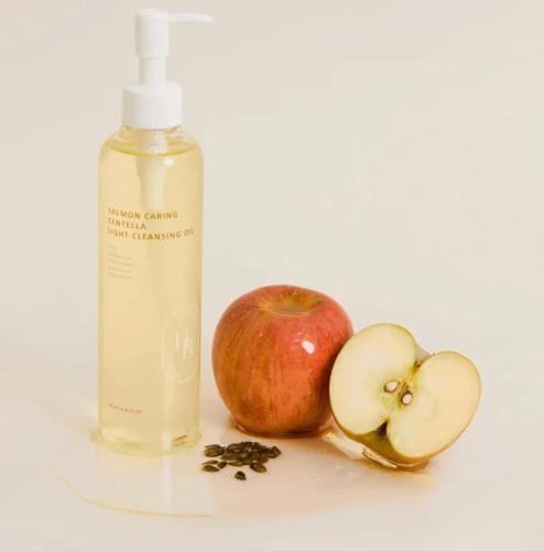 [HEVEBLUE] Salmon Caring Centella Light Cleansing...