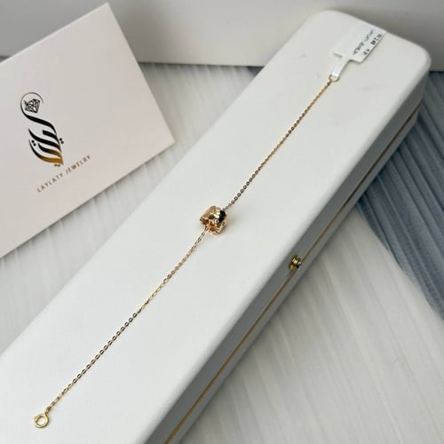 طقم ذهب عيار21 بوزن 10.29 جم تقريبا