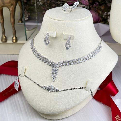 طقم فرح ذهب ابيض عيار18