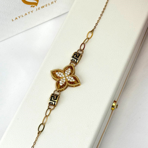 اسورة ذهب عيار18 بوزن 4.51 جم تقريبا