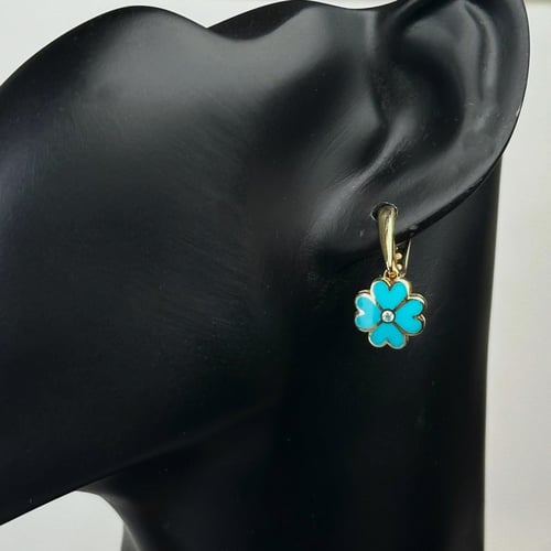 طقم ذهب عيار18 بوزن 67 جم تقريبا