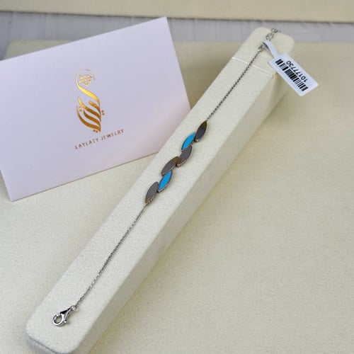 طقم ذهب عيار18 بوزن 17.21 جم تقريبا