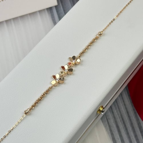 طقم ذهب عيار21 بوزن 10.87 جم تقريبا