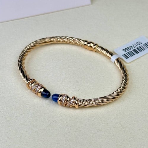 اسورة ذهب عيار21 بوزن 10.18 جم تقريبا