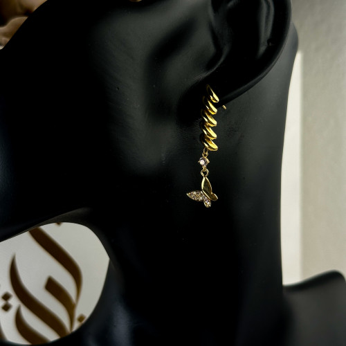 اقراط ذهب عيار18 بوزن 3.82 جم تقريبا