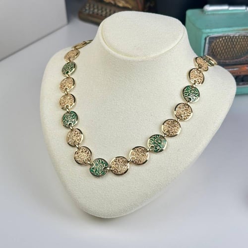 طقم ذهب عيار18