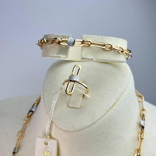 طقم ذهب عيار18