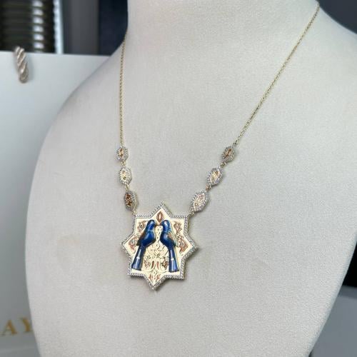 عقد ذهب عيار18