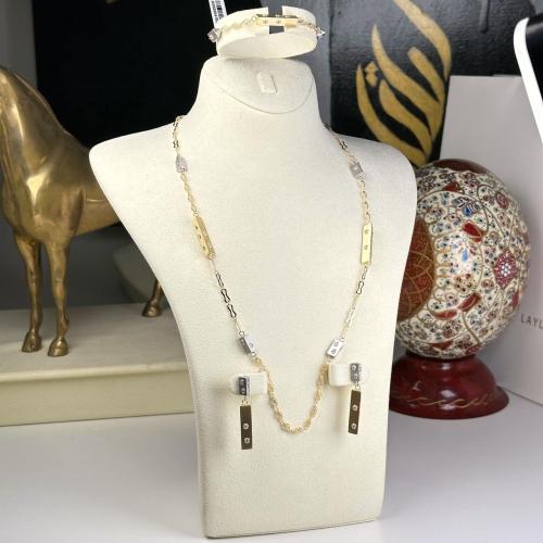 نصف طقم ذهب عيار18