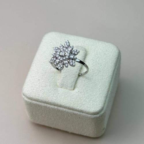 خاتم ذهب ابيض عيار18