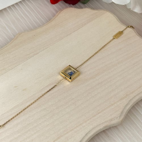 اسورة ذهب عيار18 بوزن 4.65 جم تقريبا