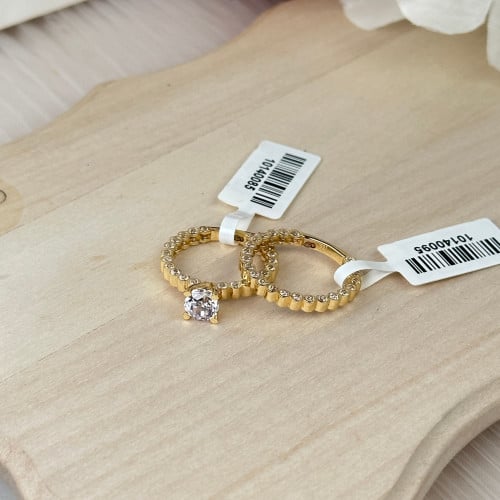 دبل توينز ذهب عيار18 بوزن 6.16 جم تقريبا