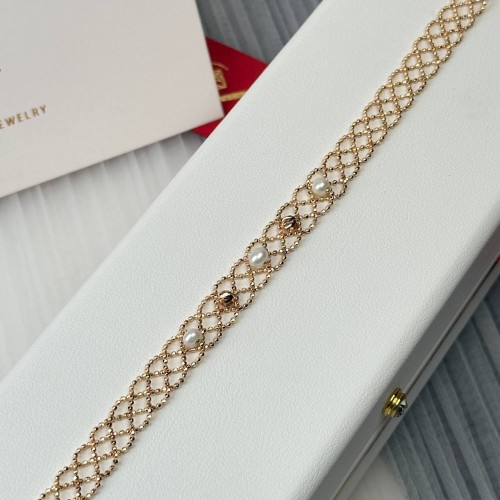 اسورة ذهب عيار21 بوزن 5.52 جم تقريبا