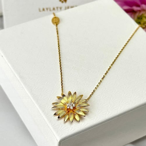 عقد ابريل زهرة الربيع ذهب عيار21